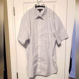 Mens Banana Republic Short Sleeve Button up shirt